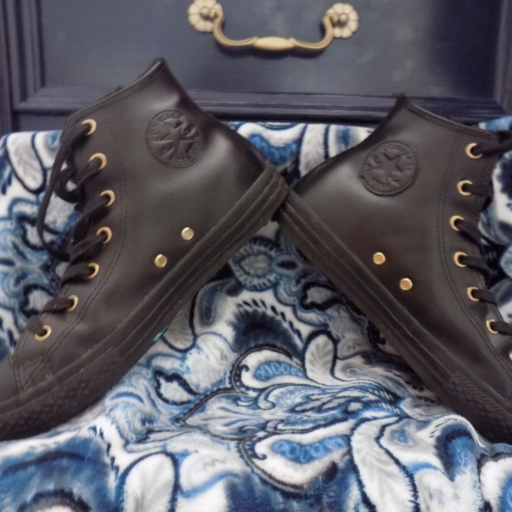 Leather Converse